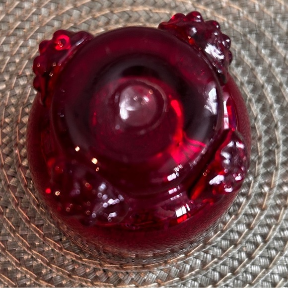 Blenko Applied Rosette Ruby Red Whiskey Tumblers or Shot Glass in pristine shape - Picture 6 of 8